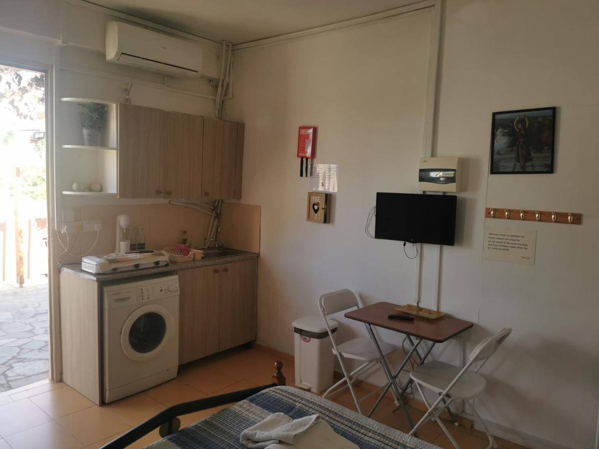 Nicosia Rooms Studios 部屋 写真